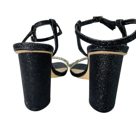 Elegant Black Heeled Sandals - Picture 6 of 9